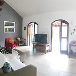 Casa Azul Itaguá
